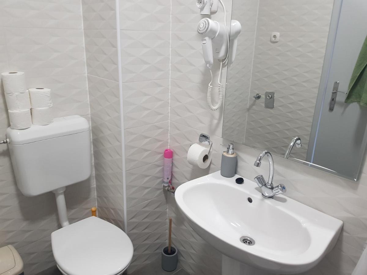 Zoli Apartmanok-Adri Koelcsey 32 Hajdúszoboszló Esterno foto
